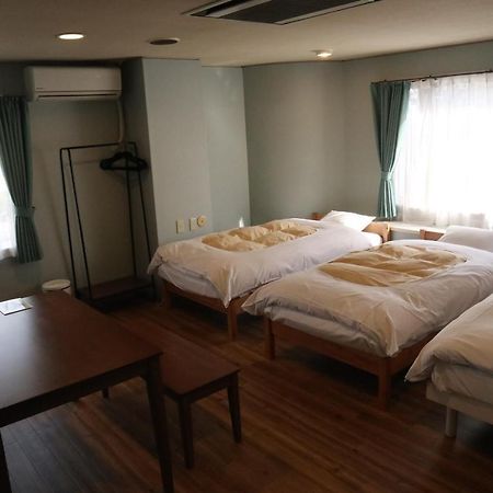 J-Hoppers Beppu Guesthouse ジェイホッパーズ別府ゲストハウス Екстериор снимка