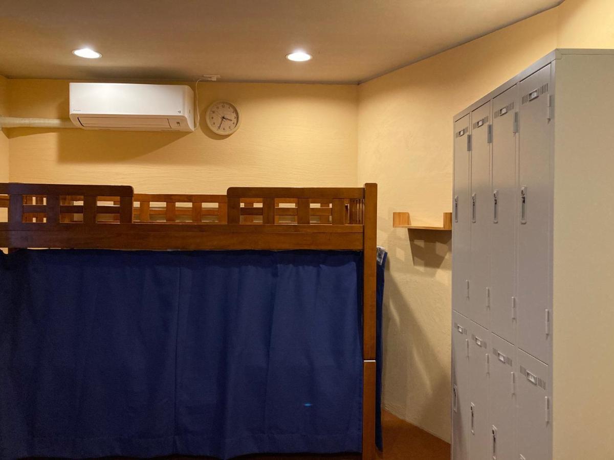J-Hoppers Beppu Guesthouse ジェイホッパーズ別府ゲストハウス Екстериор снимка