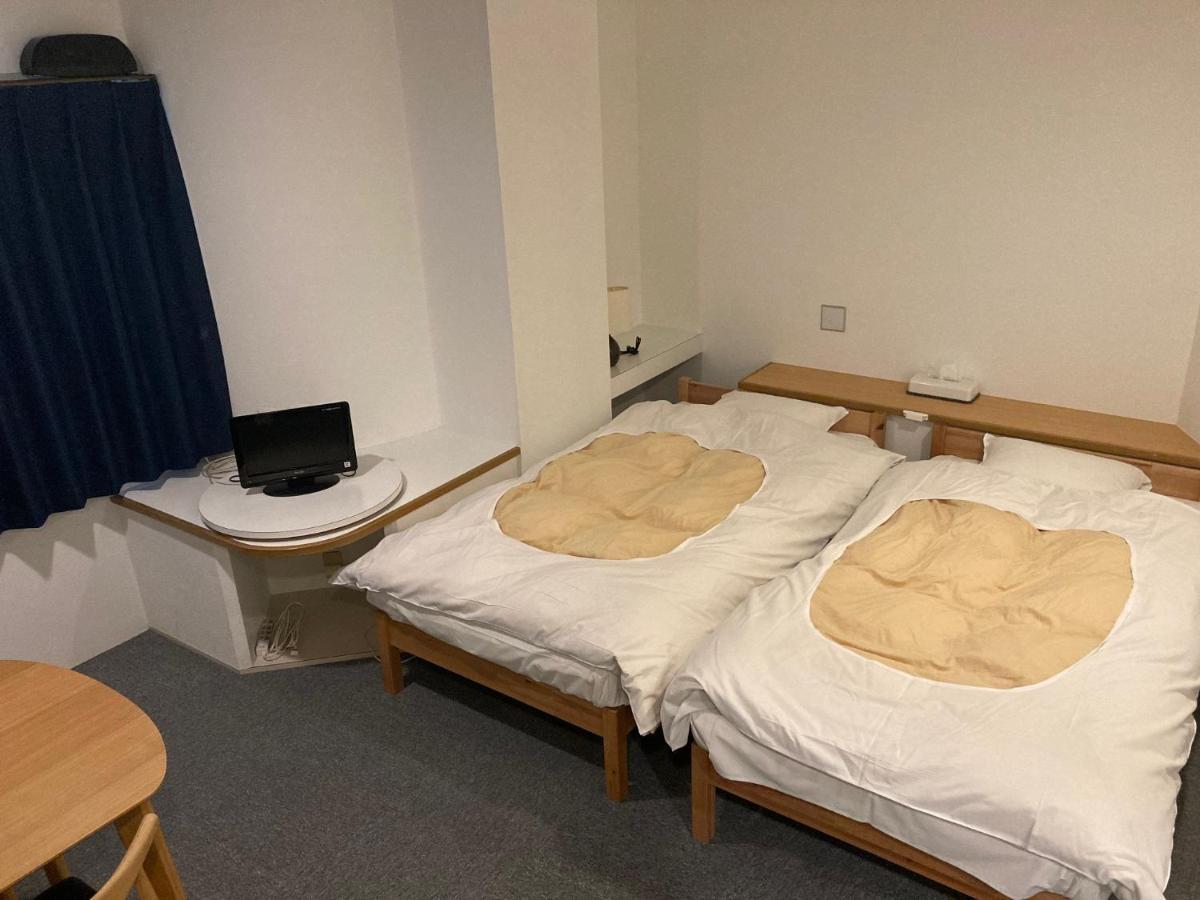 J-Hoppers Beppu Guesthouse ジェイホッパーズ別府ゲストハウス Екстериор снимка